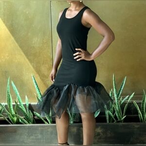 TANK DRESS WITH ASYMMETRICAL RUFFLE HEM M/L